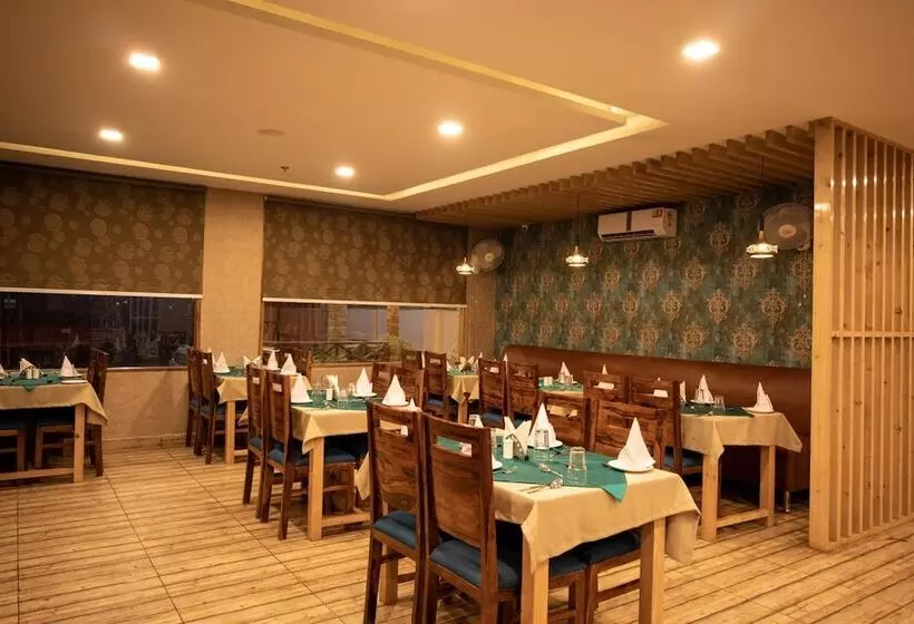 ホテル Royal Mansion