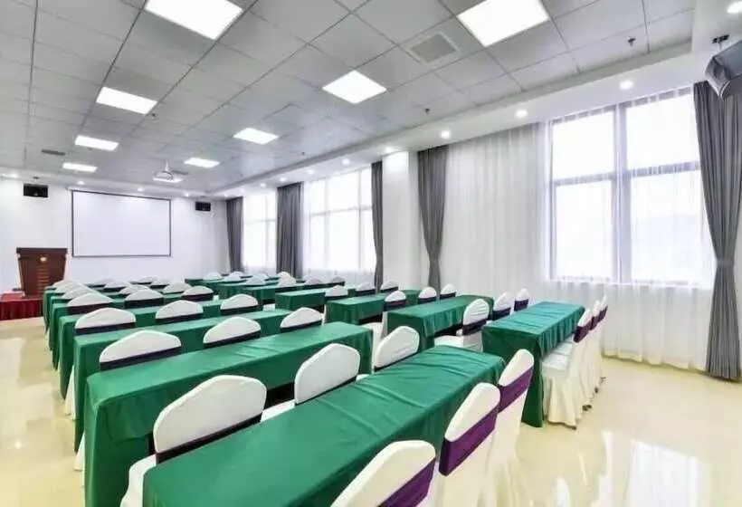 Hotelli Sibeisi International