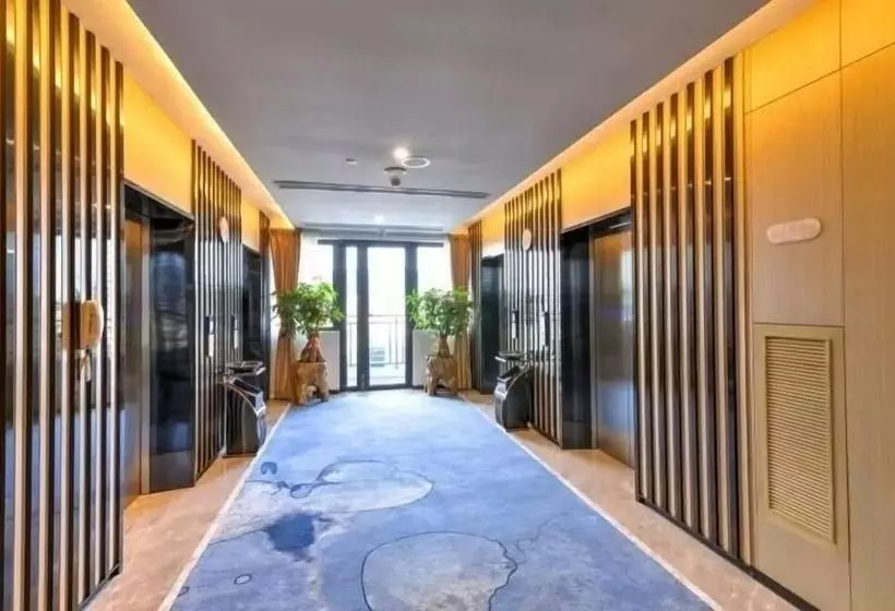Hotelli Sibeisi International
