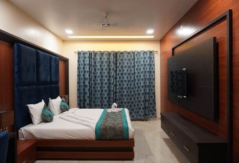 בית מלון כפרי Surya International