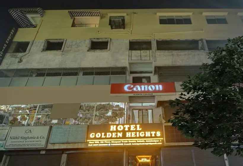 ホテル Treebo Golden Heights