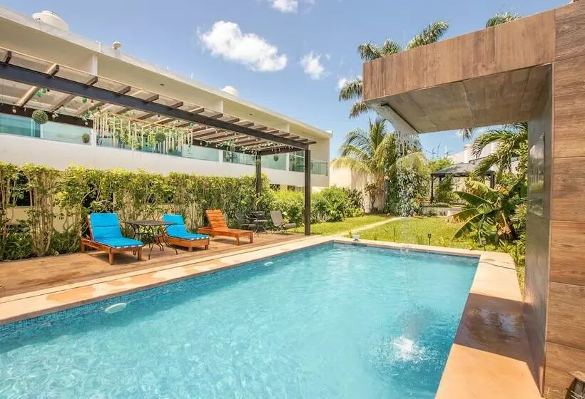 هتل Villa Escondida Campeche