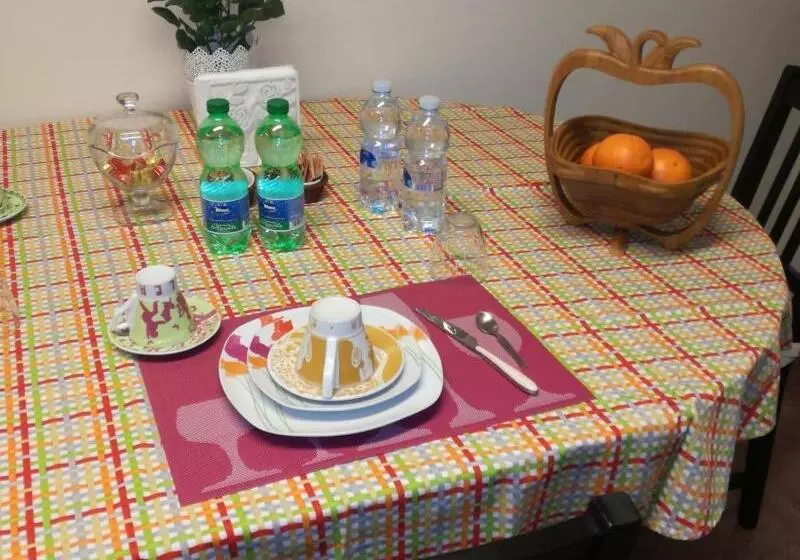 ユースホステル Airport Pisa Rooms