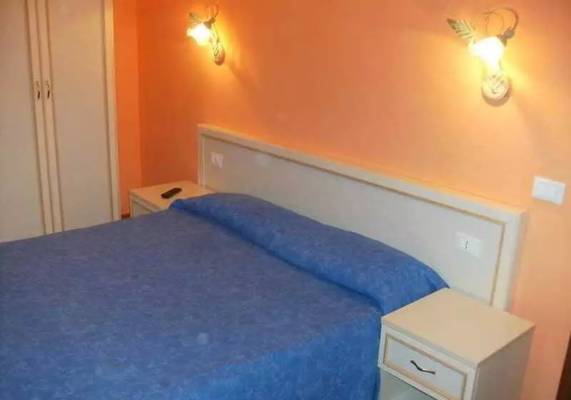 تختخواب و صبحانه La Corte Dei Principi Residenza D Epoca