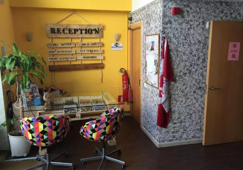 Хостел Onefam Sants