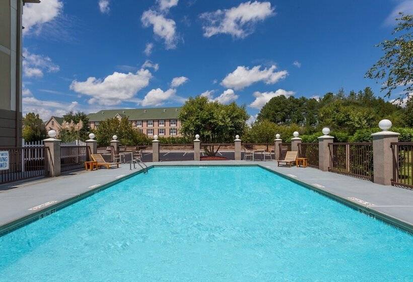 호텔 Baymont By Wyndham Columbia Fort Jackson