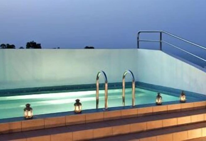 Pension (Hôtel basse catégorie) Summer Time