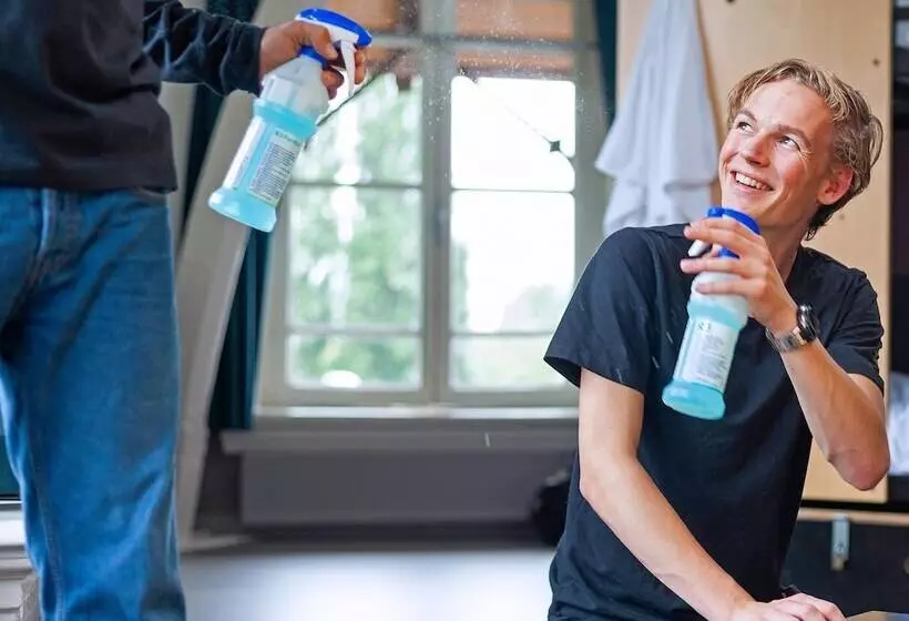 Stayokay Amsterdam Stadsdoelen Hostel