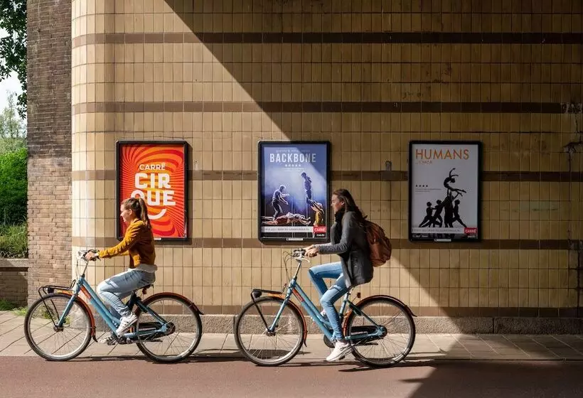 Stayokay Amsterdam Stadsdoelen Hostel