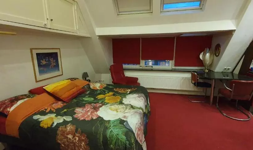 Xaviera S Bed And Breakfast