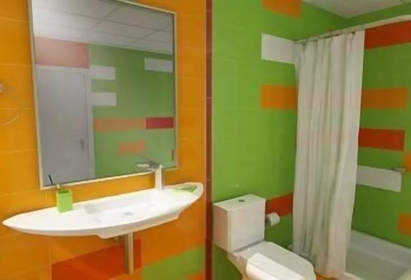 여관 Safestay Calpe Seafront