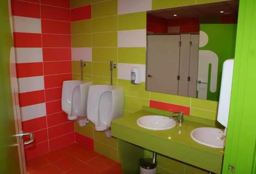 여관 Safestay Calpe Seafront