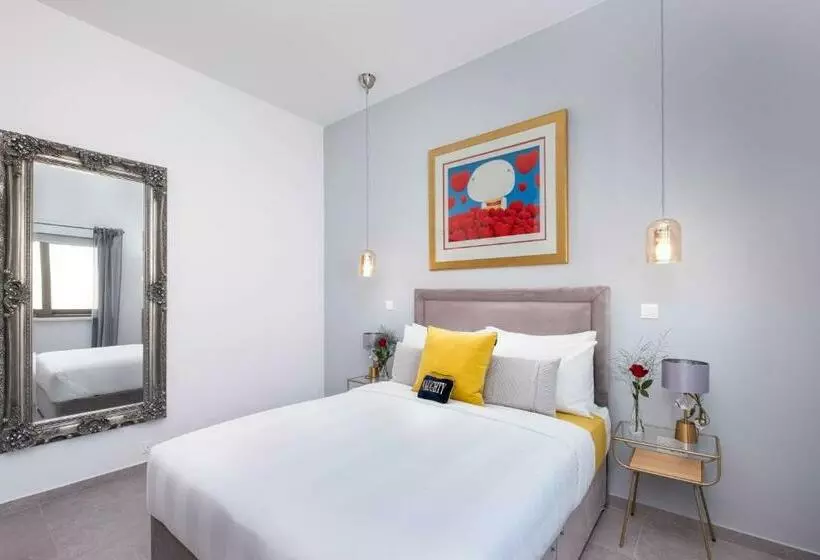 تختخواب و صبحانه Rooms At Villa Amour Cyprus