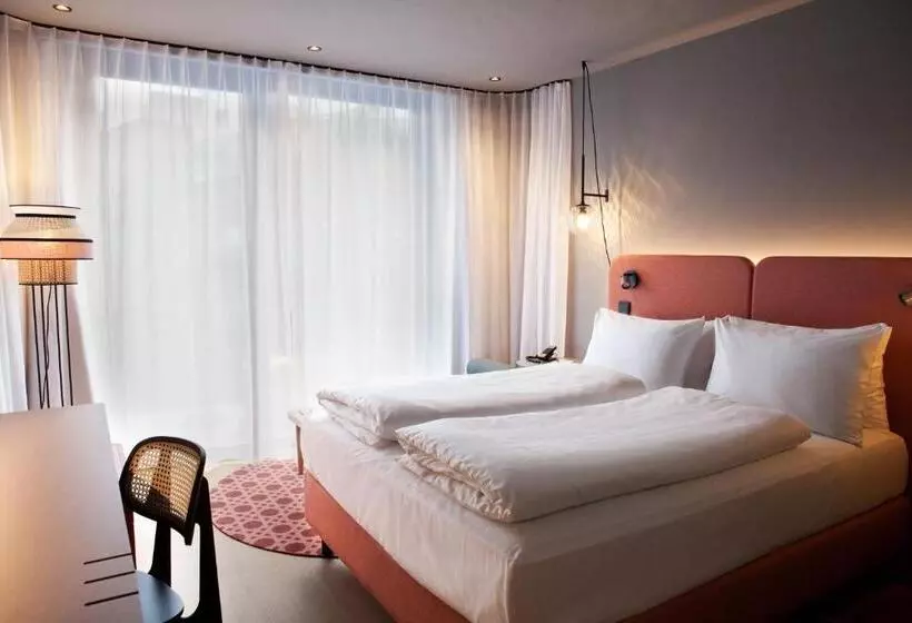 Hotelli Indigo Vienna   Naschmarkt, An Ihg