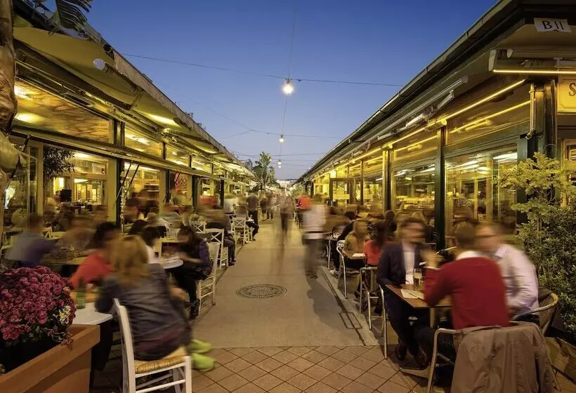 Hotelli Indigo Vienna   Naschmarkt, An Ihg