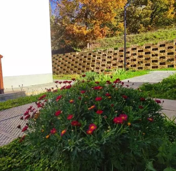 Hotelli Albergo Diffuso Borgo Retrosi Di Amatrice