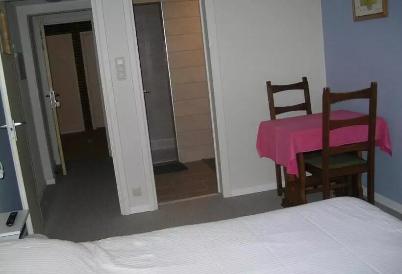 ホテル Auberge Le Vieux Moulin