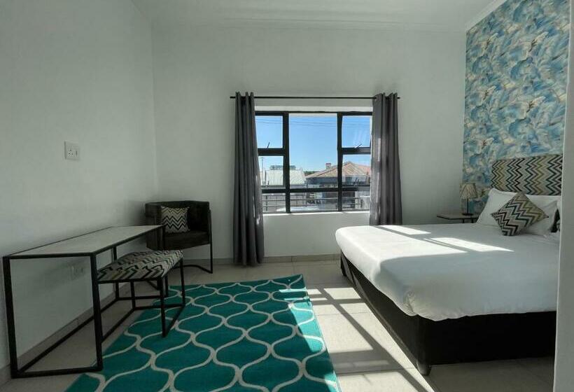 פנסיון 24 On York Guesthouse