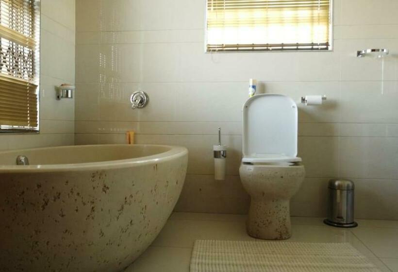 Пансион Honolulu Lifestyle Guest Lodge