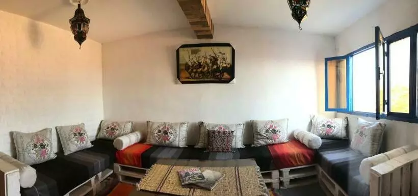 ペンション Rayane Guest House