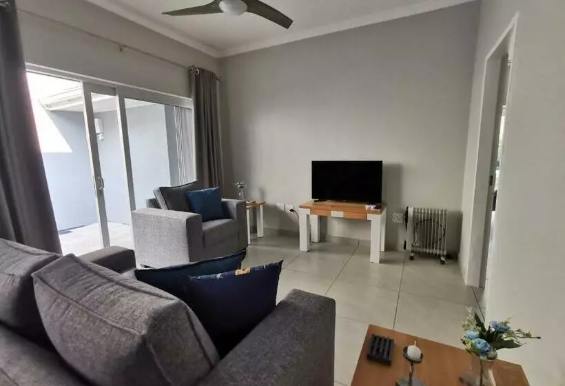 ペンション Utopia Guest House