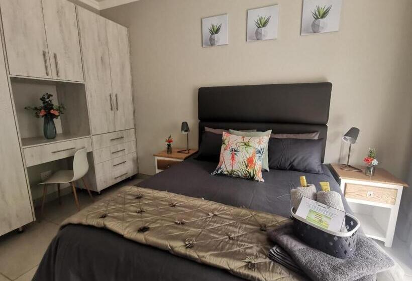 פנסיון Utopia Guest House