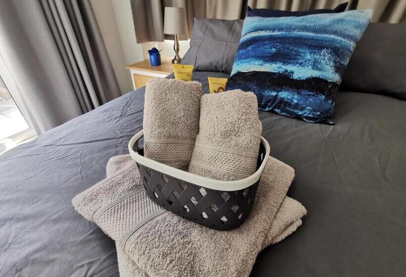 פנסיון Utopia Guest House