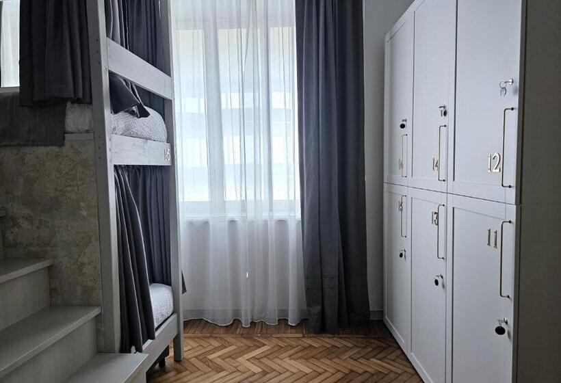 هاستل The Host   Web Check In