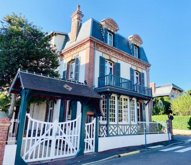 مبيت وإفطار La Musarde