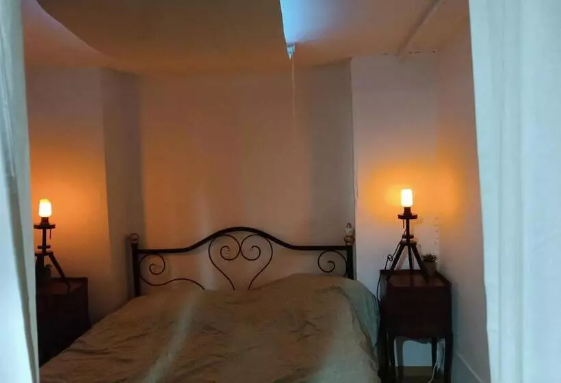 ベッドアンドブレックファースト L Hypercentre