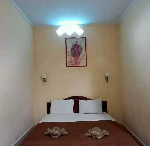 ホテル Nusa Indah