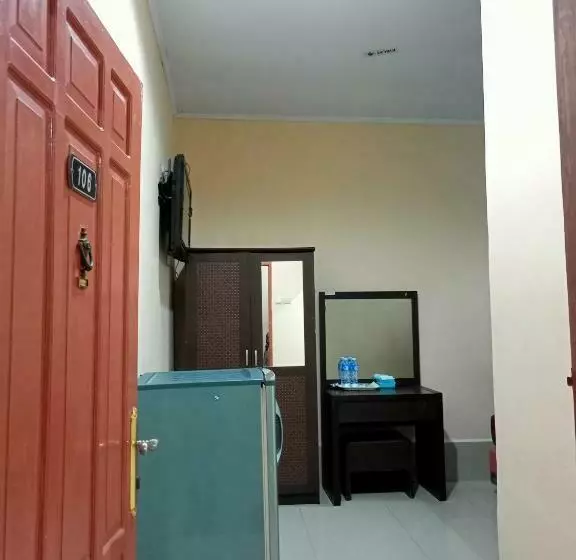 ホテル Nusa Indah
