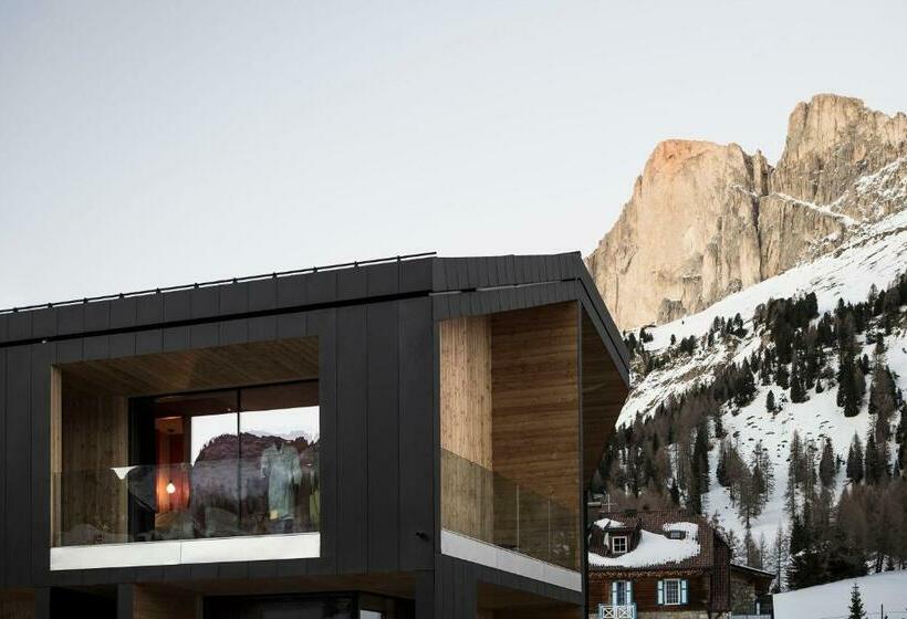 Sport Hotel Passo Carezza