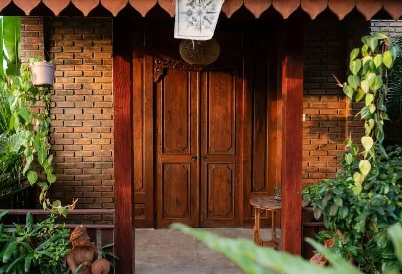 پانسیون Gardenia House Bali