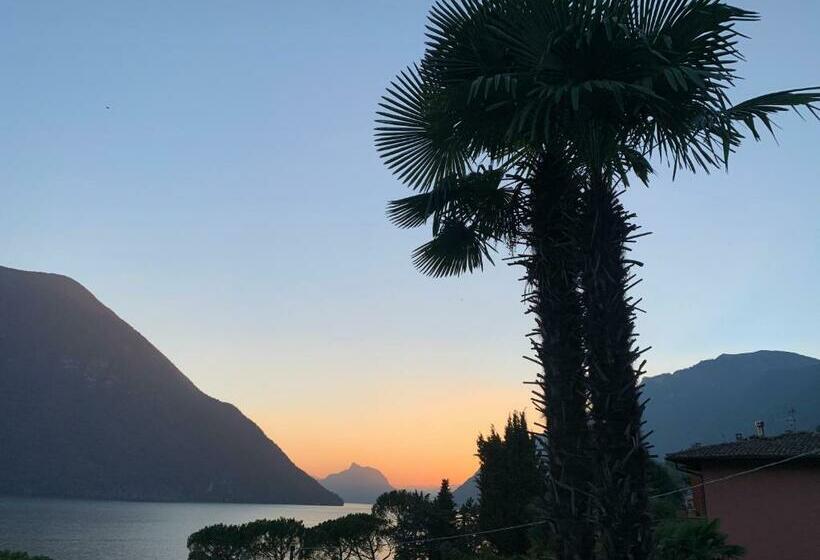 بنسيون Room With A View