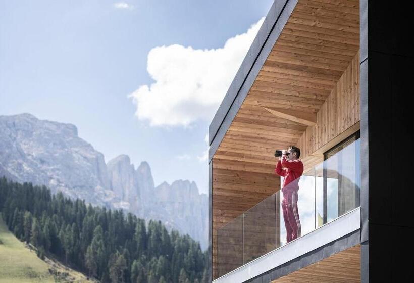 Sport Hotel Passo Carezza