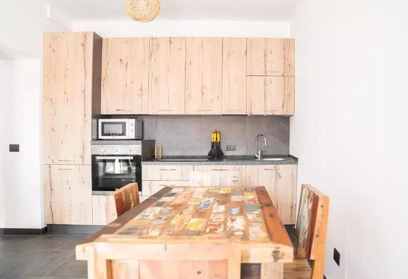 Villa Lice Verici