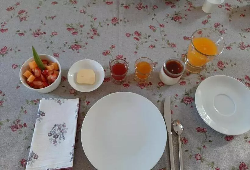 Aamiaismajoitus (B&B) Maison Coqueréaumont