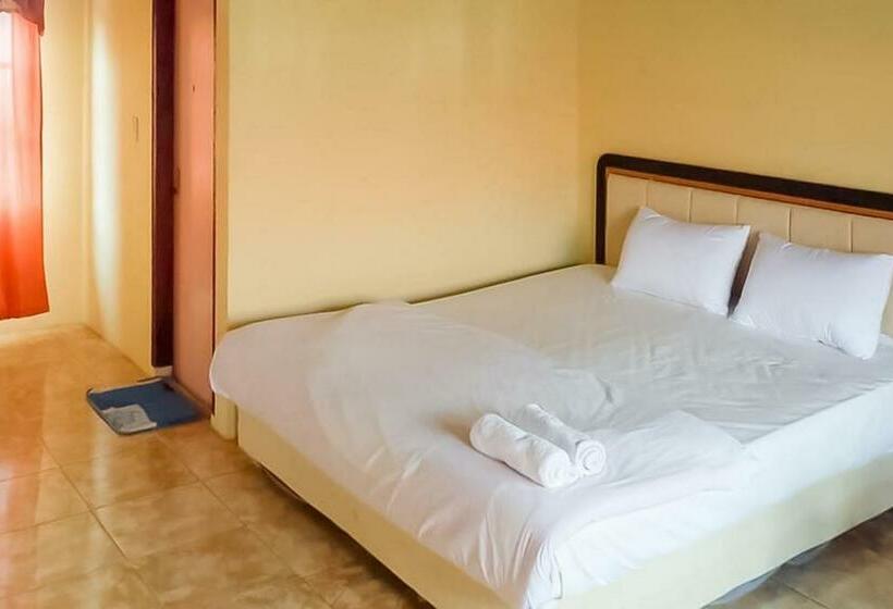 בית מלון כפרי Penginapan Roganda Redpartner