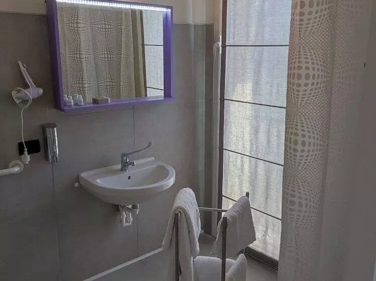 Majatalo Therra Lodge