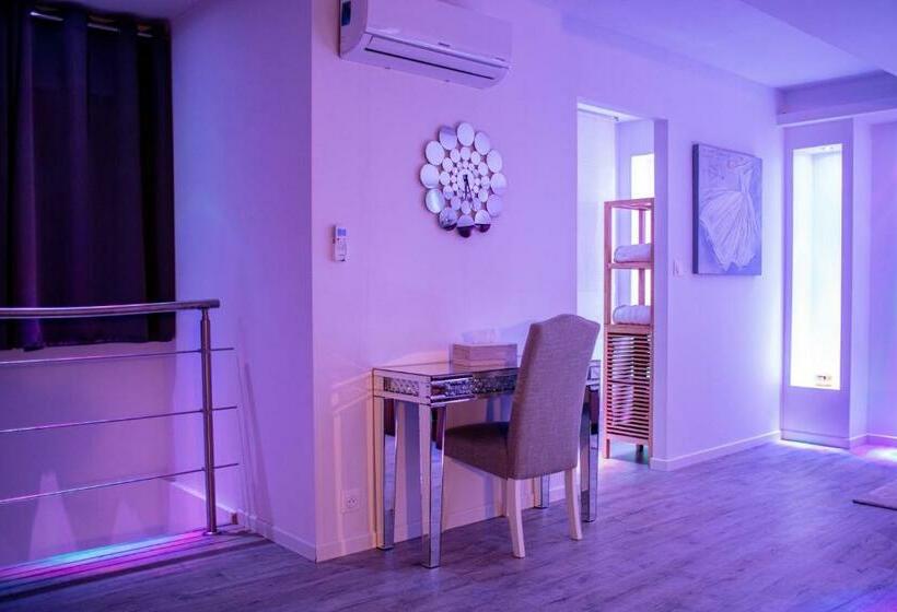 تختخواب و صبحانه Spalace