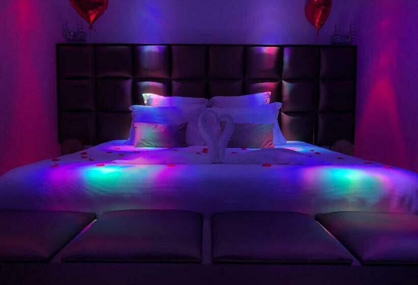 تختخواب و صبحانه Spalace