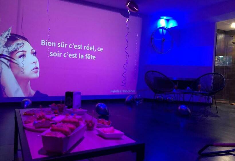 تختخواب و صبحانه Spalace