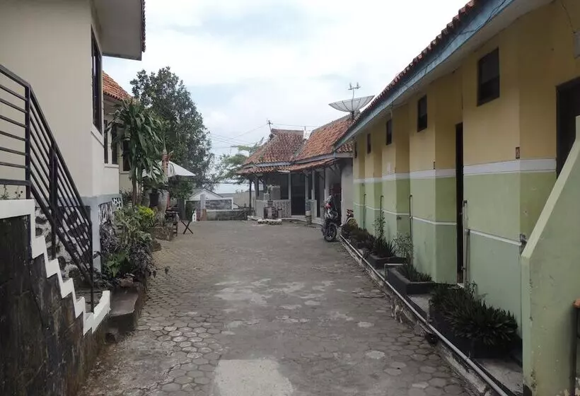 Hotel Yonanda