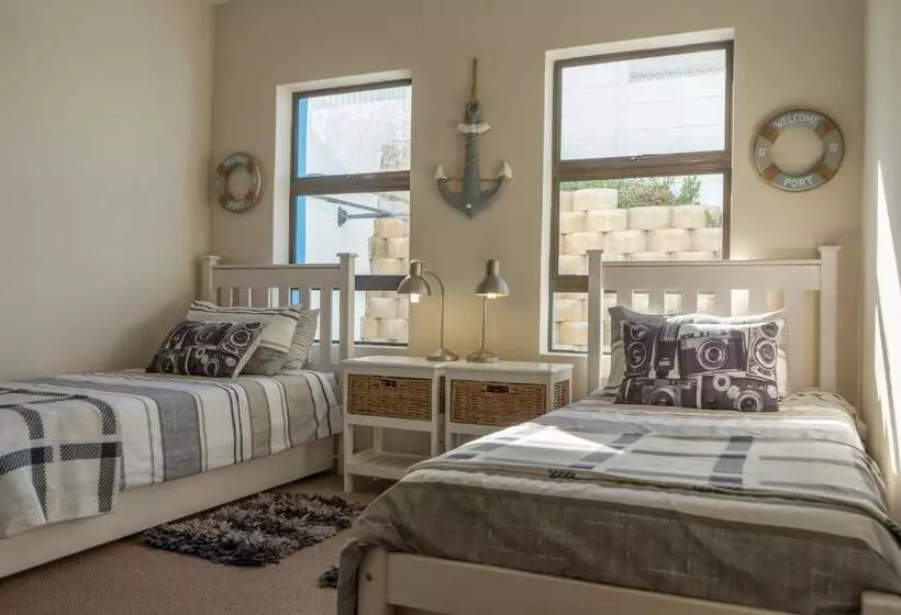 Majatalo Blue Star Villa