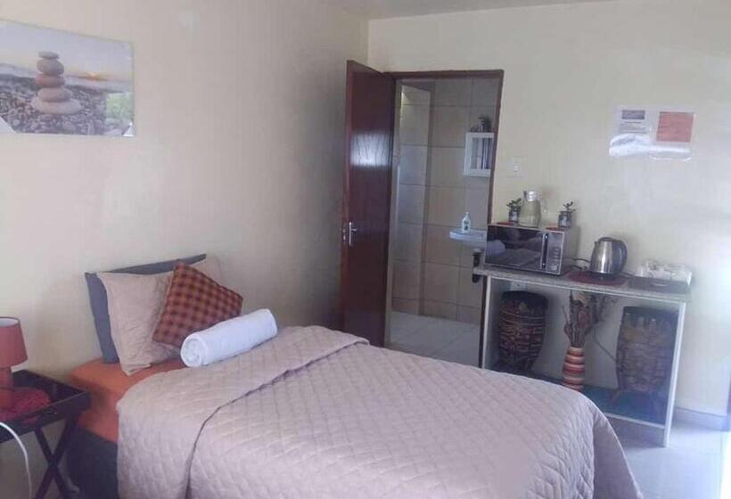 ペンション Cosy Beds Web