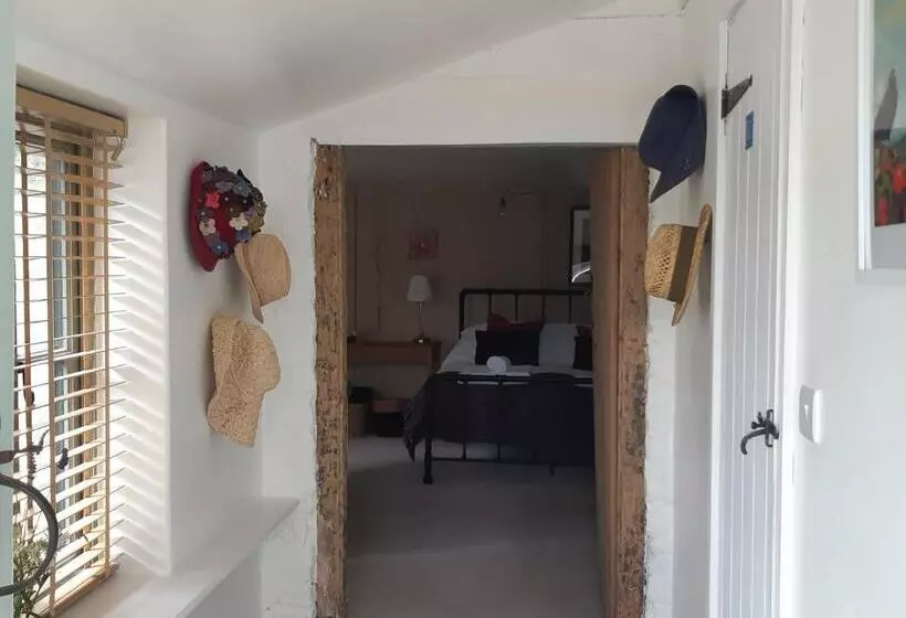 ペンション Huberts