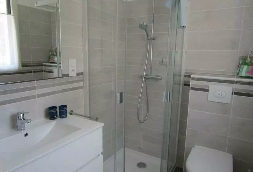 ベッドアンドブレックファースト Chambre D Hôte, Royan Plage, Petit Déjeuner Bio