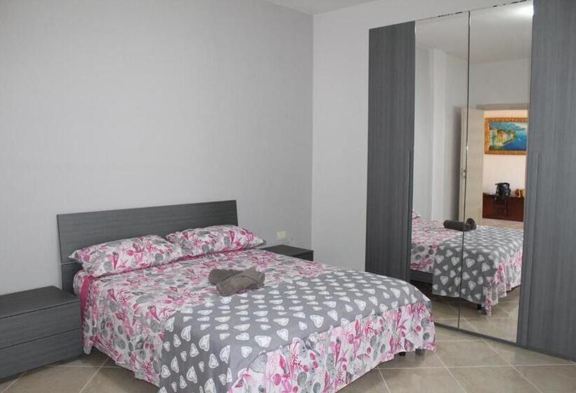 تختخواب و صبحانه Il Giardino Del Casciar