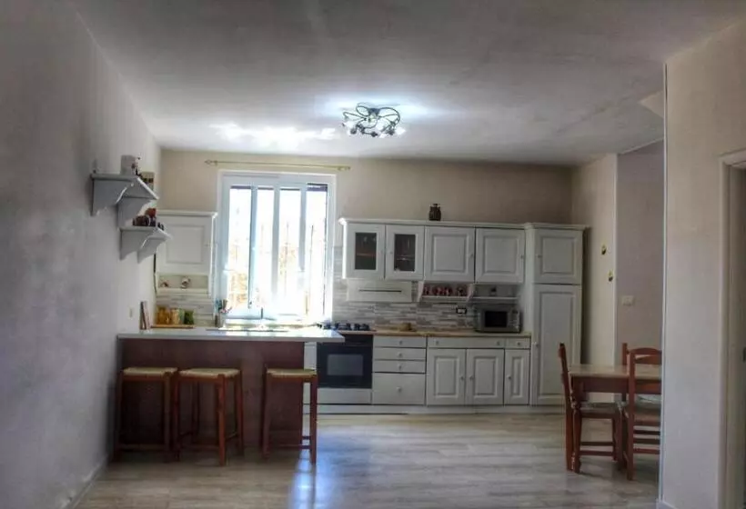 Aamiaismajoitus (B&B) Il Giardino Del Casciar